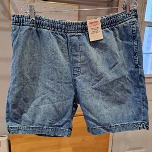 NWT Levi Strauss blue jean shorts with elastic waist and pockets